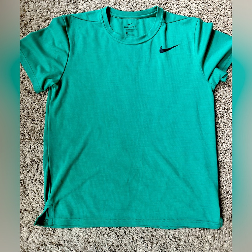 Nike DriFit shirt, M